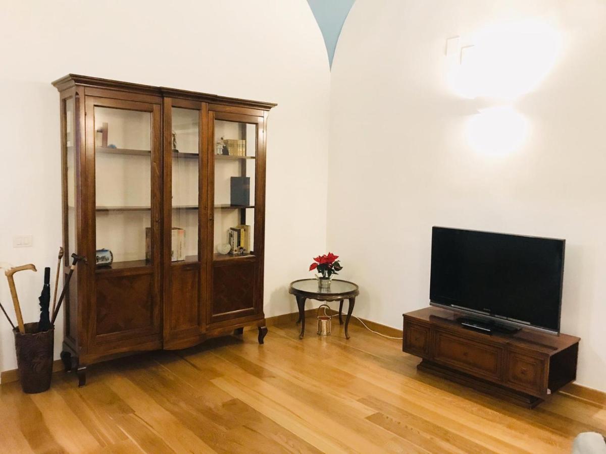 Suite Mari Наполи Екстериор снимка
