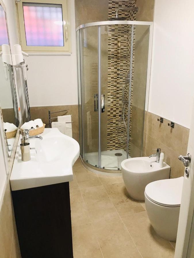 Suite Mari Наполи Екстериор снимка